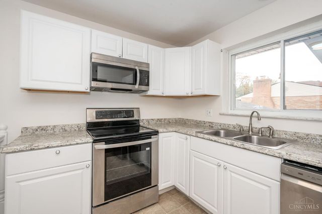 8998 Cherry Blossom Lane, Springfield Twp., OH 45231