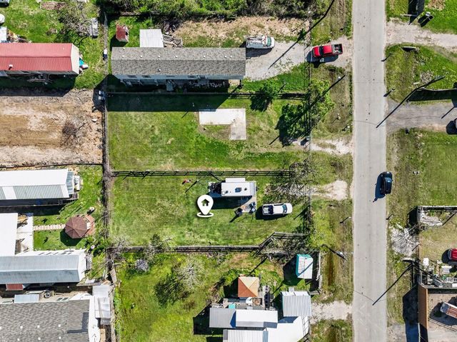 637 16th Street, San Leon, TX 77539