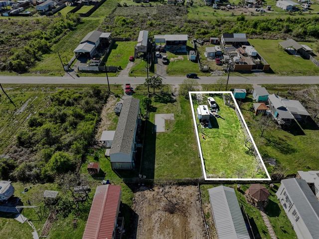 637 16th Street, San Leon, TX 77539