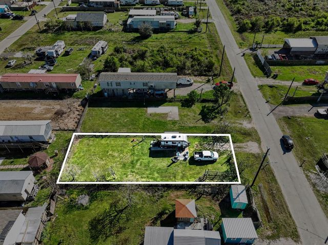 637 16th Street, San Leon, TX 77539