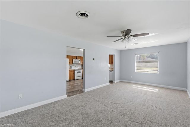 4220 Deleon ST, Fort Myers, FL 33901