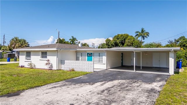 4220 Deleon ST, Fort Myers, FL 33901