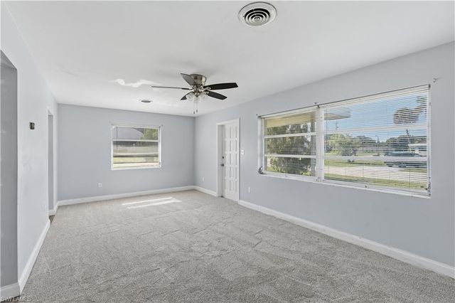 4220 Deleon ST, Fort Myers, FL 33901