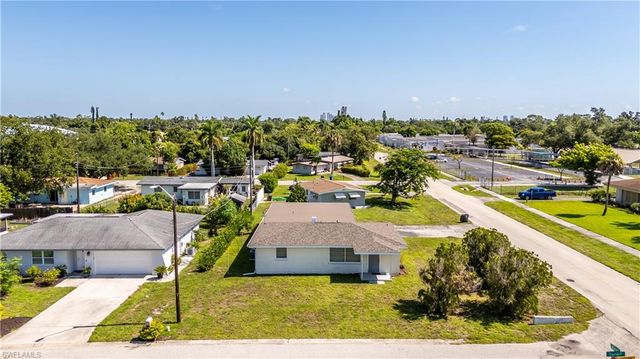 4220 Deleon ST, Fort Myers, FL 33901