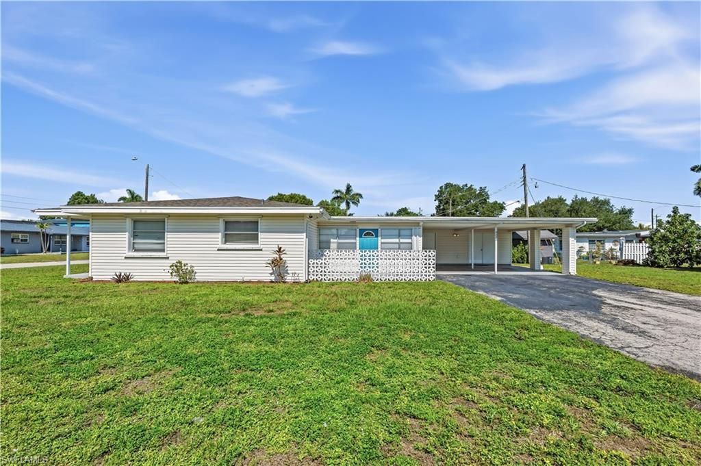 4220 Deleon ST, Fort Myers, FL 33901
