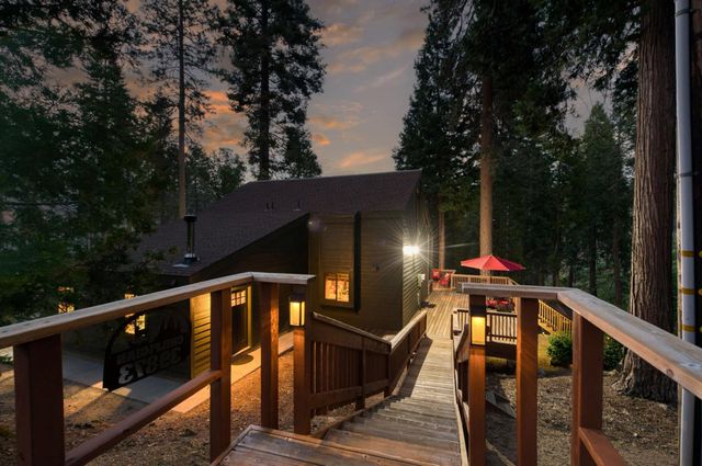 39873 Little Shuteye Ln, Shaver Lake, CA 93664