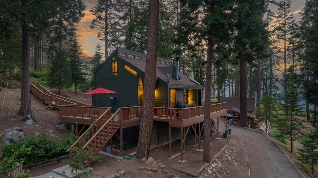 39873 Little Shuteye Ln, Shaver Lake, CA 93664