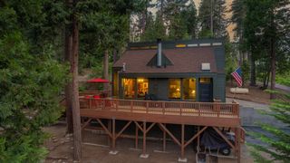 39873 Little Shuteye Ln, Shaver Lake, CA 93664