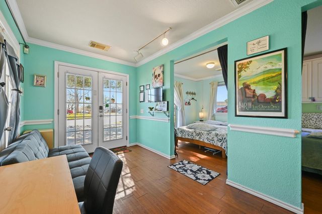 5302 Walnut Grove DR, Austin, TX 78744