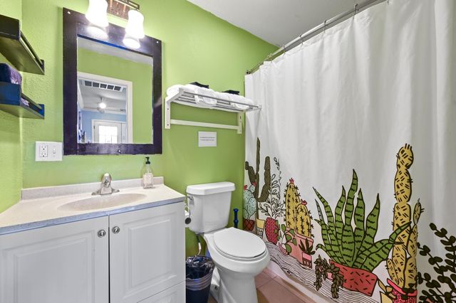 5302 Walnut Grove DR, Austin, TX 78744