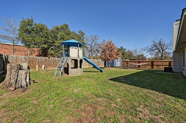 5302 Walnut Grove DR, Austin, TX 78744