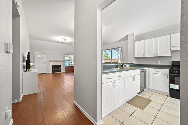 5302 Walnut Grove DR, Austin, TX 78744