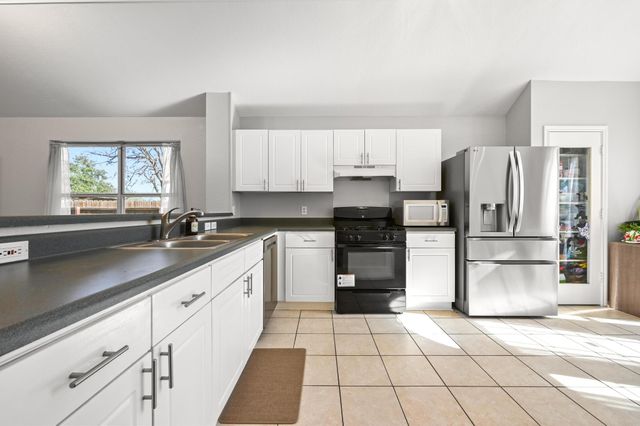 5302 Walnut Grove DR, Austin, TX 78744