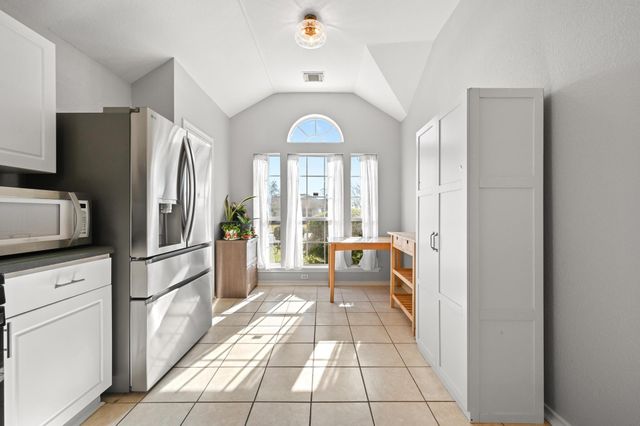 5302 Walnut Grove DR, Austin, TX 78744