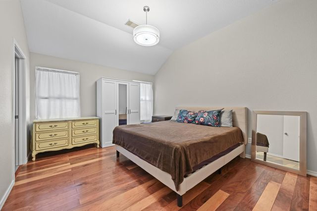 5302 Walnut Grove DR, Austin, TX 78744