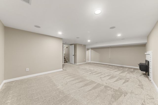 612 E Roundtable Cir, Spokane, WA 99218