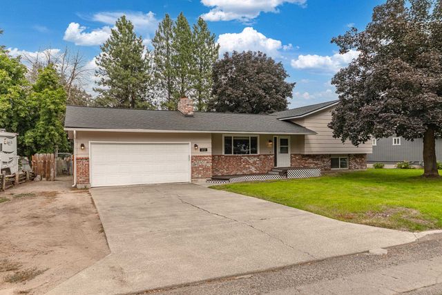 612 E Roundtable Cir, Spokane, WA 99218