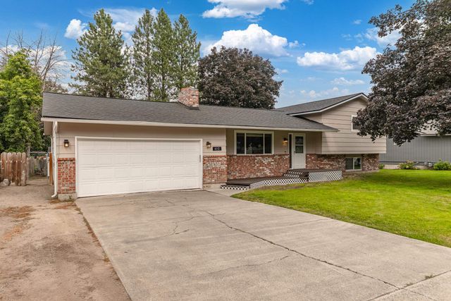 612 E Roundtable Cir, Spokane, WA 99218