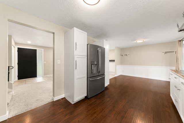 612 E Roundtable Cir, Spokane, WA 99218