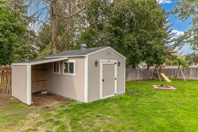 612 E Roundtable Cir, Spokane, WA 99218
