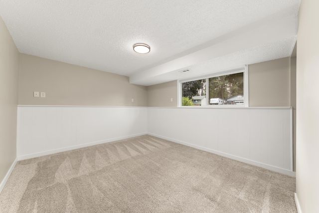 612 E Roundtable Cir, Spokane, WA 99218