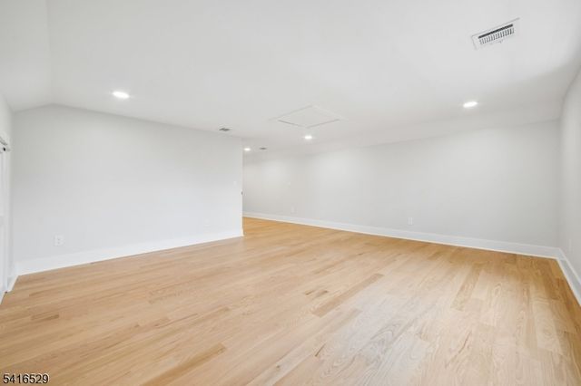 111 N Summit Ave, Chatham Boro, NJ 07928