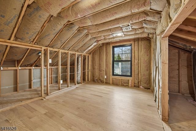 111 N Summit Ave, Chatham Boro, NJ 07928