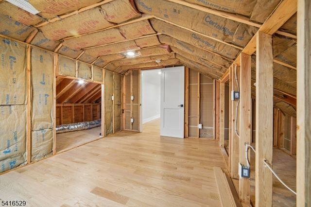 111 N Summit Ave, Chatham Boro, NJ 07928