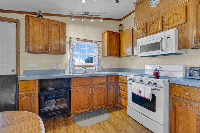 82 Sandbar, Lakemoor, IL 60051