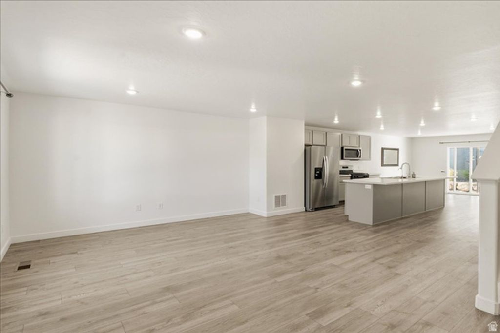 1872 N TEN HENS AVE #1154, Tooele, UT 84074 — photo 3