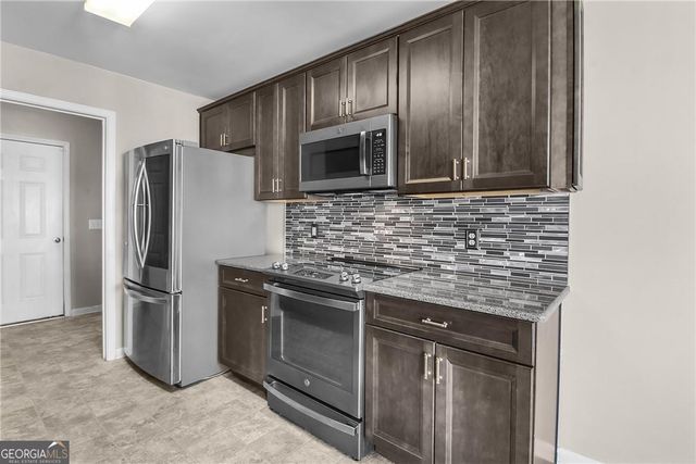 427 Seabreeze Drive, Rincon, GA 31326