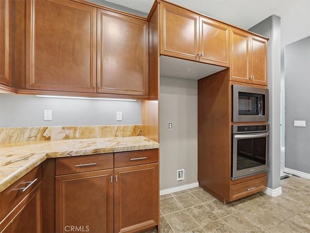 2947 Gilbert Avenue, Corona, CA 92881