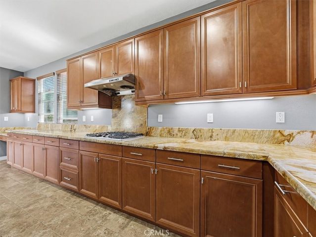 2947 Gilbert Avenue, Corona, CA 92881