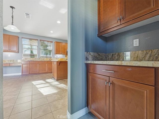 2947 Gilbert Avenue, Corona, CA 92881