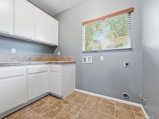 2947 Gilbert Avenue, Corona, CA 92881