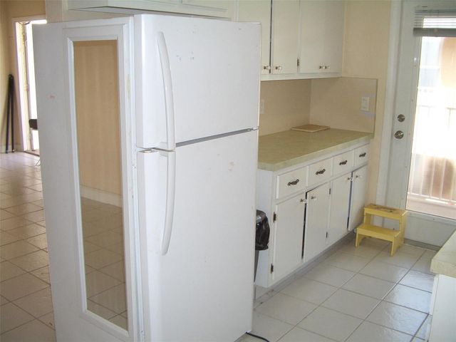 2737 NE 28th Street 7w, Lighthouse Point, FL 33064