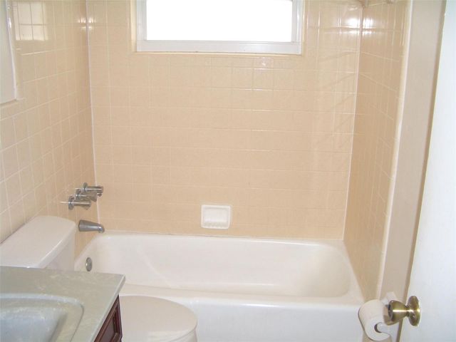 2737 NE 28th Street 7w, Lighthouse Point, FL 33064