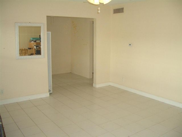 2737 NE 28th Street 7w, Lighthouse Point, FL 33064