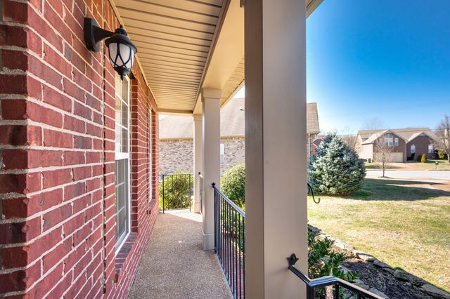 7804 Quimby Ct, Nashville, TN 37211