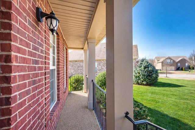 7804 Quimby Ct, Nashville, TN 37211