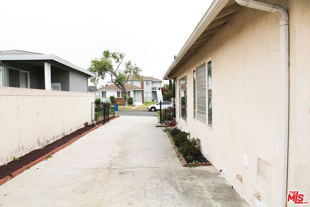 6263 LA TIJERA Boulevard, Los Angeles, CA 90056