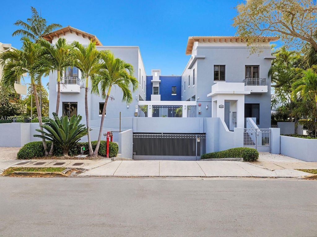 5864 SW 74th Terrace G, South Miami, FL 33143