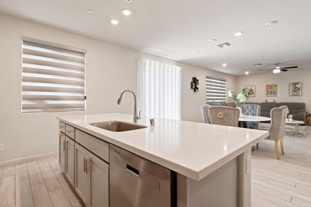 10024 Denali Ln, Stockton, CA 95219