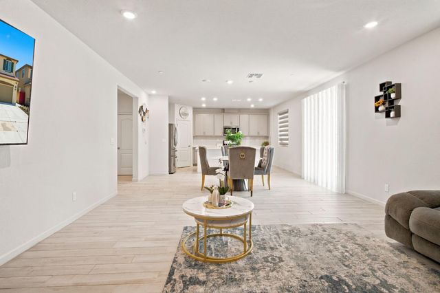 10024 Denali Ln, Stockton, CA 95219
