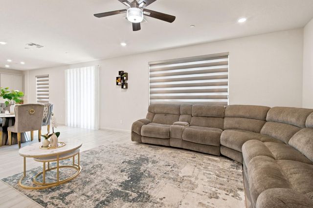 10024 Denali Ln, Stockton, CA 95219