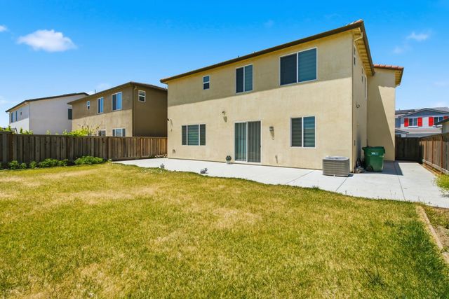10024 Denali Ln, Stockton, CA 95219
