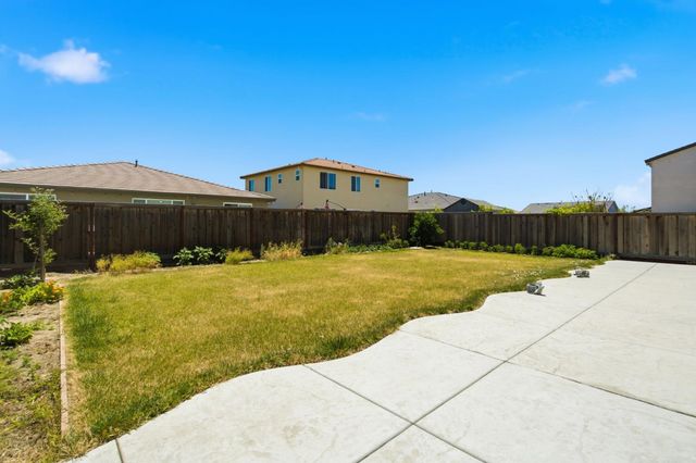 10024 Denali Ln, Stockton, CA 95219