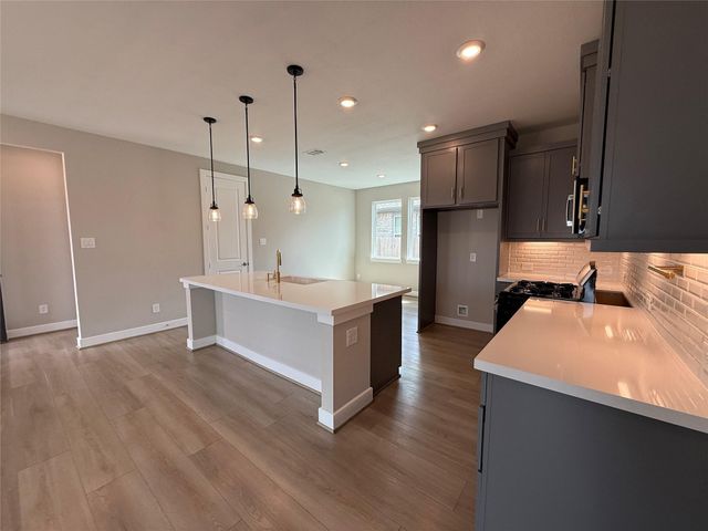 9418 Dearborn Creek Drive, Cypress, TX 77433