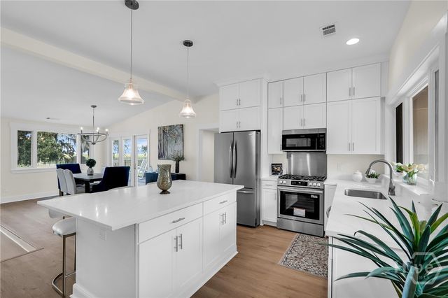 29 Penrose Drive, Savannah, GA 31410