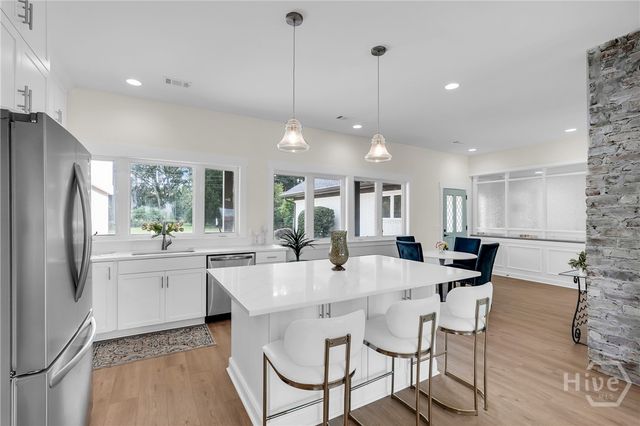 29 Penrose Drive, Savannah, GA 31410